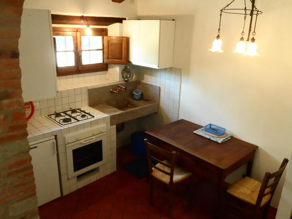 קורטונה Villa Giarradea חדר תמונה