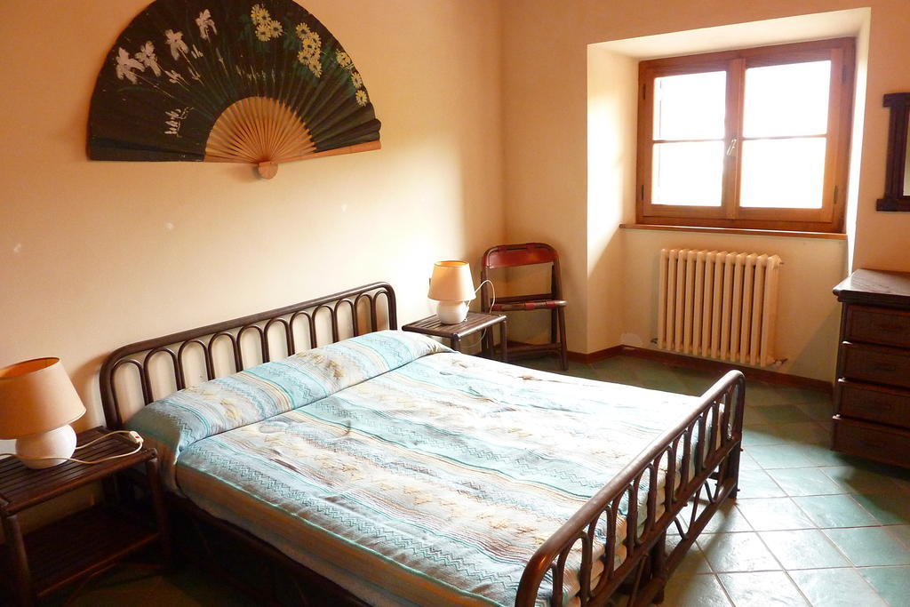 קורטונה Villa Giarradea חדר תמונה